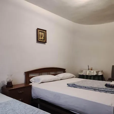 Homestay 10-46-1- Комната В Квартире Для 4 Человек В Аликанте